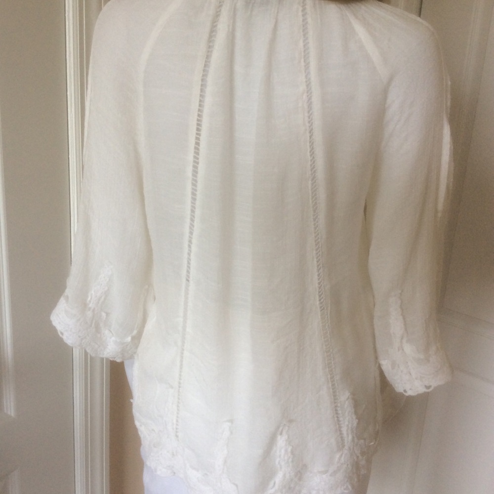 Solitaire Blouse - Picture 3 of 5